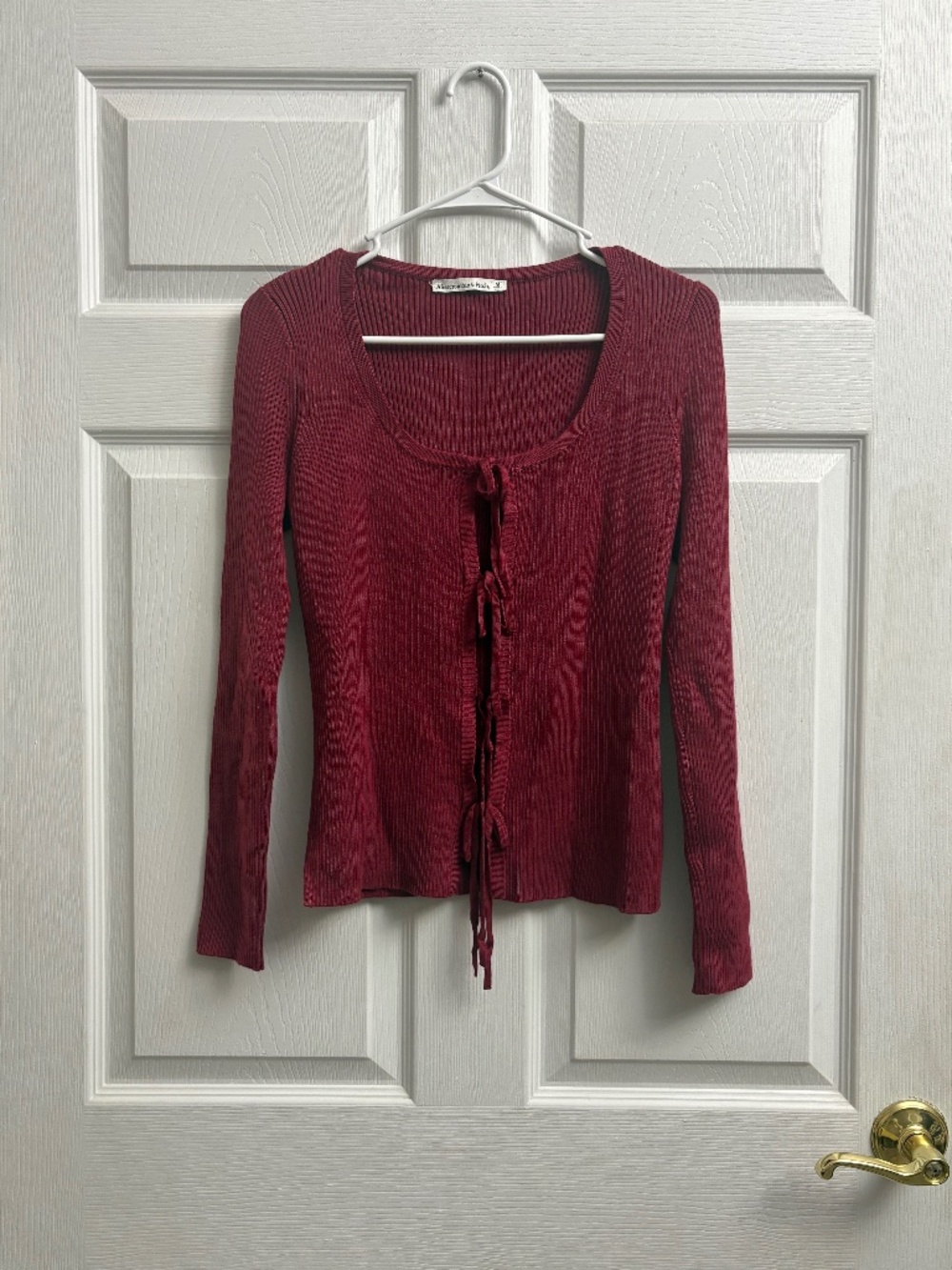 Women's Abercrombie & Fitch Ribbed Burgundy Tie Front Long Sleeve Top